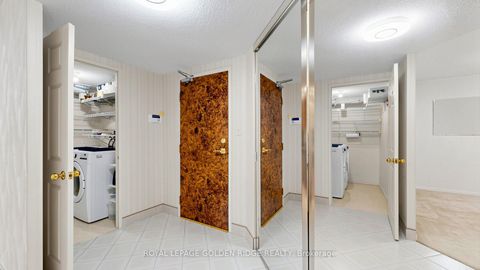 Photo 33 at 212 - 10 Kenneth Avenue, Willowdale East, Toronto