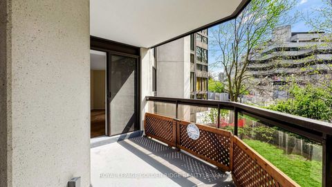 Photo 38 at 212 - 10 Kenneth Avenue, Willowdale East, Toronto