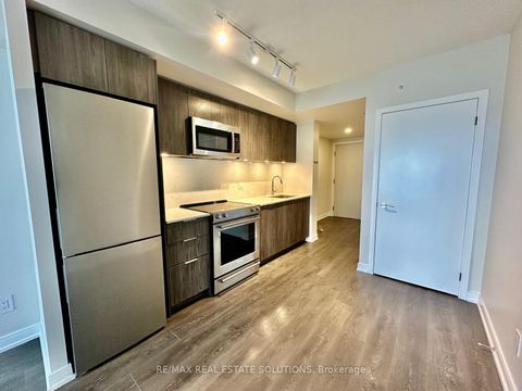 Photo 3 at 1611 - 30 Samuel Wood Way, City Centre West, Toronto