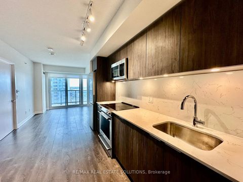 Photo 5 at 1611 - 30 Samuel Wood Way, City Centre West, Toronto