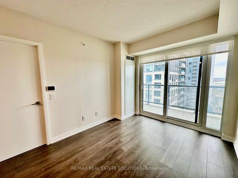 Photo 8 at 1611 - 30 Samuel Wood Way, City Centre West, Toronto