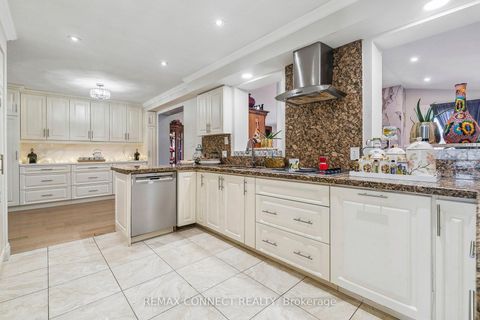 Photo 9 at 750 Gorham Street, College Manor, Newmarket