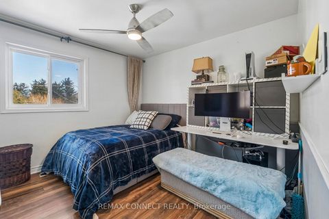 Photo 22 at 750 Gorham Street, College Manor, Newmarket