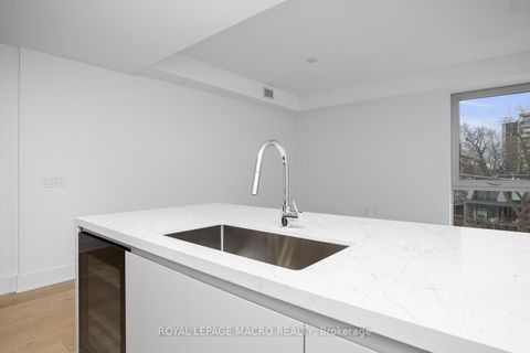 Photo 17 at 403 - 346 Davenport Road, Annex, Toronto