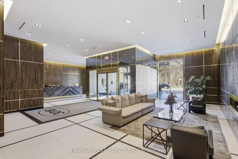 Photo 1 at 617 - 3018 Yonge Street, Lawrence Park North, Toronto