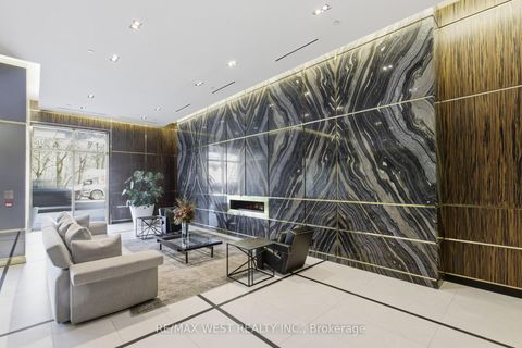 Photo 2 at 617 - 3018 Yonge Street, Lawrence Park North, Toronto