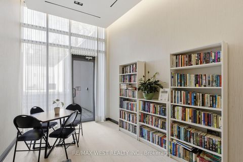 Photo 22 at 617 - 3018 Yonge Street, Lawrence Park North, Toronto