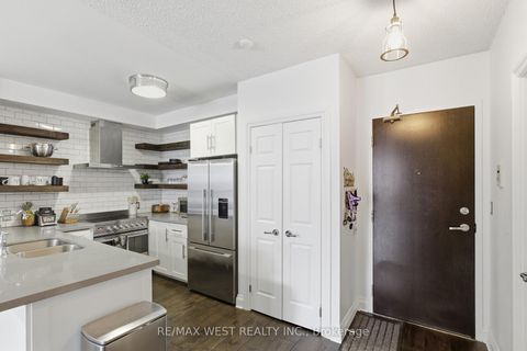 Photo 4 at 1709 - 55 Bloor Street E, Yonge Corridor, Toronto