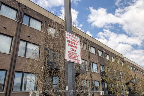 Photo 38 at 1 - 155 William Duncan Road, CFB, Toronto