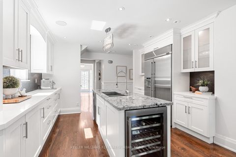 Photo 3 at 5 Lawrence Crescent, Lawrence Park South, Toronto