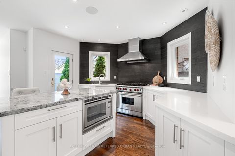 Photo 6 at 5 Lawrence Crescent, Lawrence Park South, Toronto