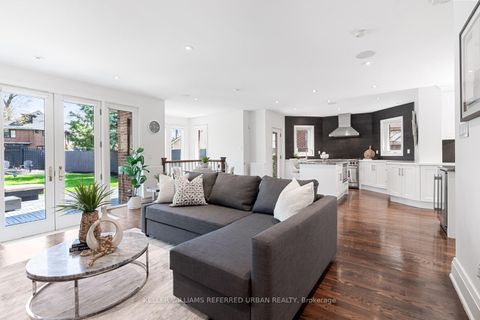 Photo 9 at 5 Lawrence Crescent, Lawrence Park South, Toronto