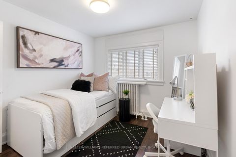 Photo 23 at 5 Lawrence Crescent, Lawrence Park South, Toronto