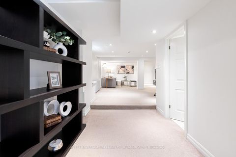 Photo 34 at 5 Lawrence Crescent, Lawrence Park South, Toronto