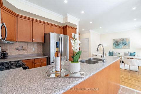 Photo 9 at 27 Fontebella Avenue, Vellore Village, Vaughan