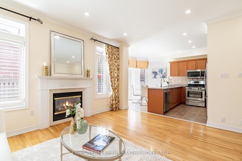 Photo 16 at 27 Fontebella Avenue, Vellore Village, Vaughan