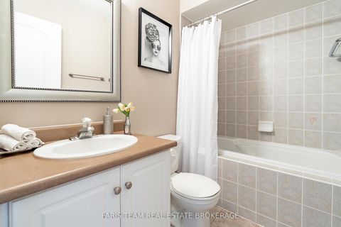 Photo 26 at 27 Fontebella Avenue, Vellore Village, Vaughan