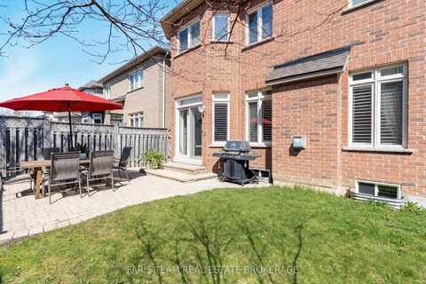 Photo 32 at 27 Fontebella Avenue, Vellore Village, Vaughan