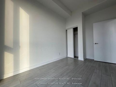 Photo 5 at 709 - 500 Dupont Street, Annex, Toronto