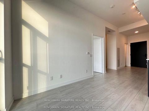 Photo 10 at 709 - 500 Dupont Street, Annex, Toronto