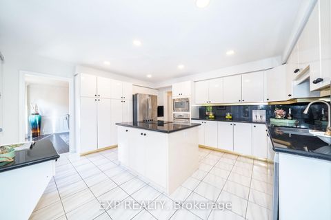 Photo 16 at 51 Northgate Crescent, Bayview Hill, Richmond Hill