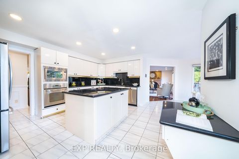 Photo 18 at 51 Northgate Crescent, Bayview Hill, Richmond Hill