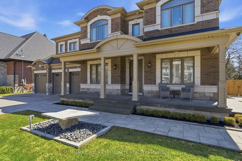 Photo 2 at 33 North Street, Brooklin, Whitby