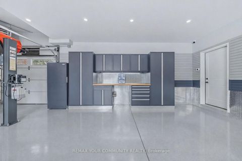 Photo 37 at 33 North Street, Brooklin, Whitby