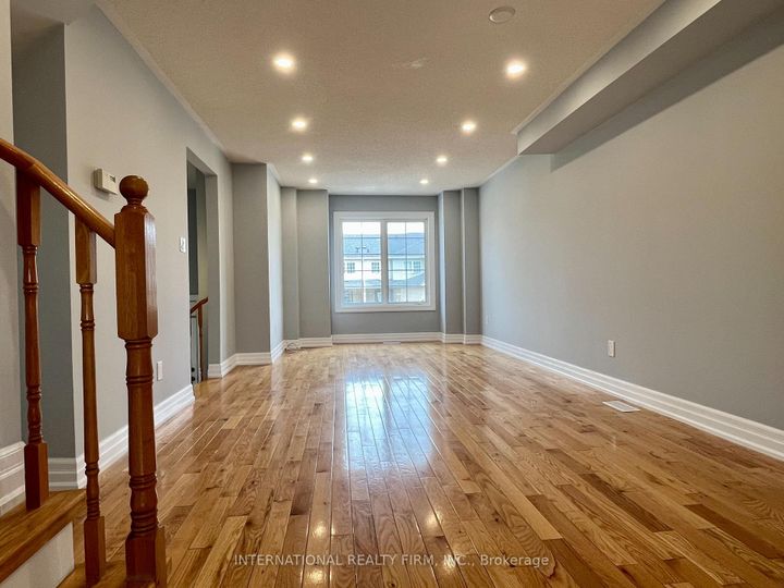Photo 6 at 44 Natale Court, Bradford, Bradford West Gwillimbury