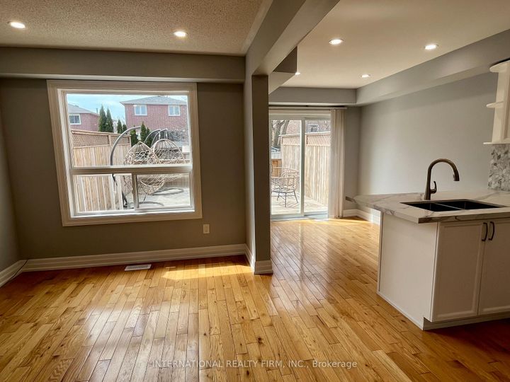 Photo 12 at 44 Natale Court, Bradford, Bradford West Gwillimbury