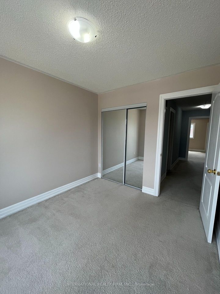 Photo 17 at 44 Natale Court, Bradford, Bradford West Gwillimbury