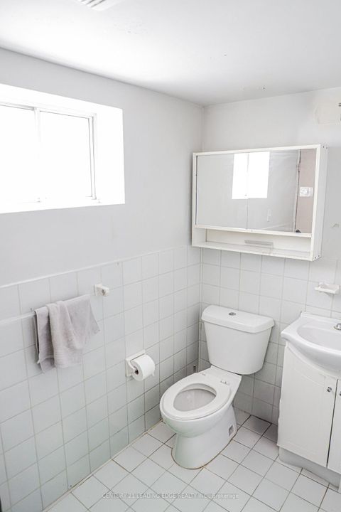 Photo 18 at 22 Katherine Road, CFB, Toronto