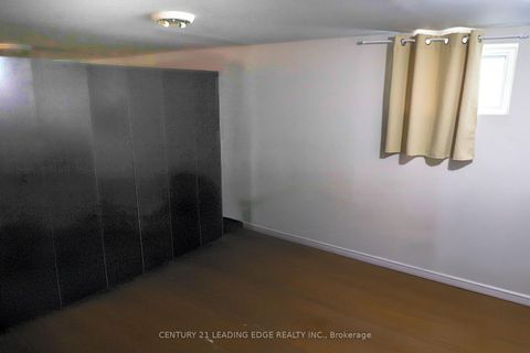 Photo 21 at 22 Katherine Road, CFB, Toronto