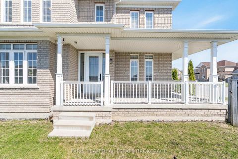 Photo 4 at 135 Prince William Way, Shore, Barrie