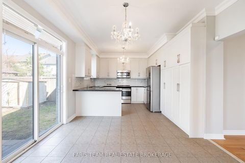 Photo 5 at 135 Prince William Way, Shore, Barrie