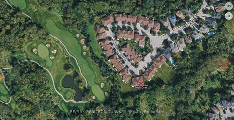 Photo 2 at 440 Morley Cook Crescent, Wyndham, Newmarket