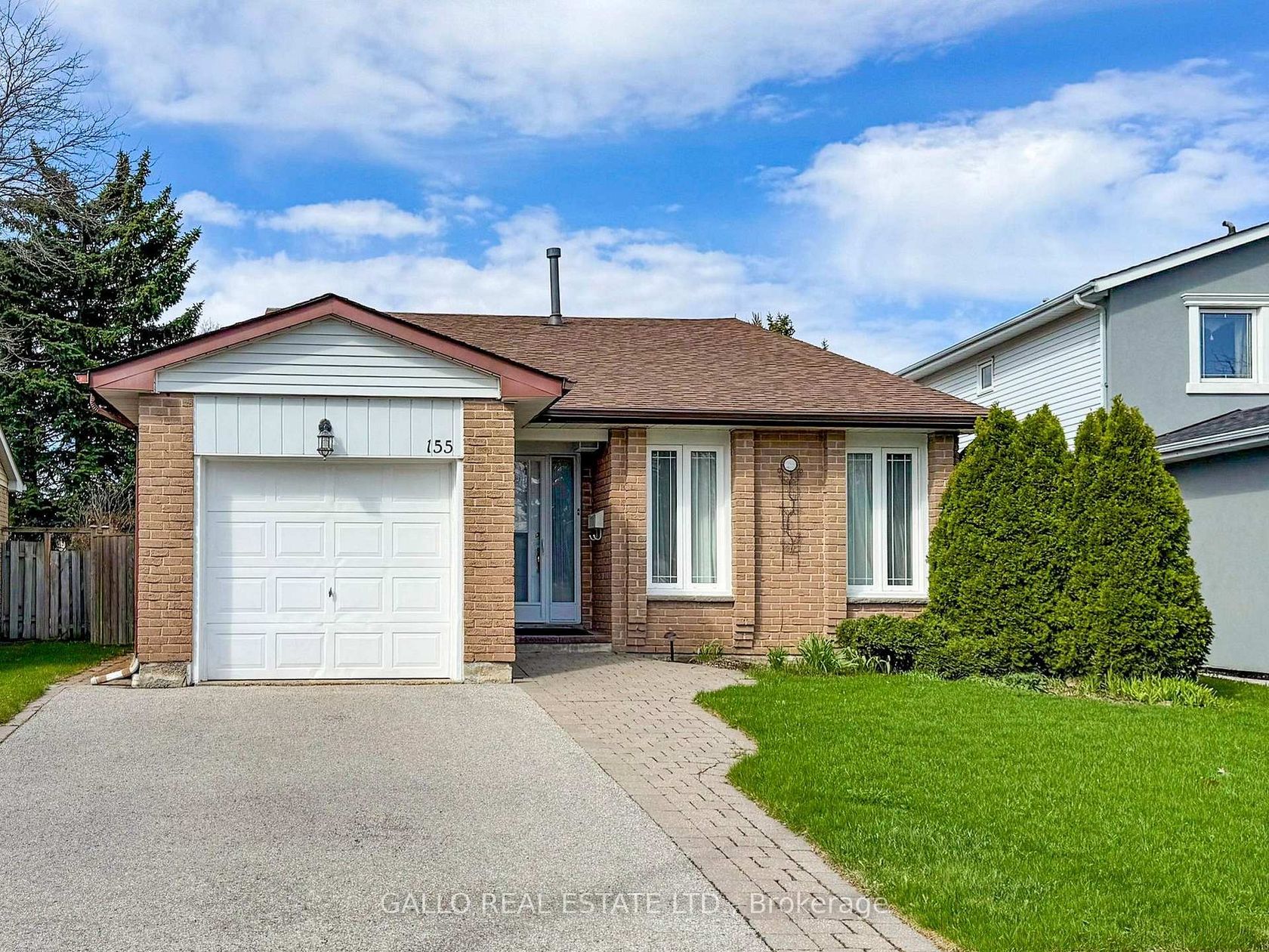 155 Goldhawk Trail, Milliken, Toronto photo 5