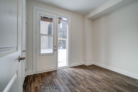 Photo 8 at 4 Wild Rose Gardens, Rustic, Toronto