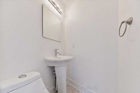 Photo 12 at 7 - 215 16TH Avenue, Langstaff, Richmond Hill