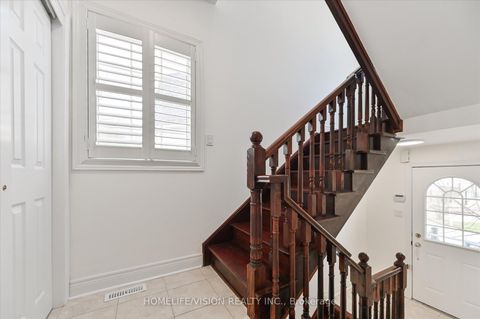 Photo 13 at 7 - 215 16TH Avenue, Langstaff, Richmond Hill