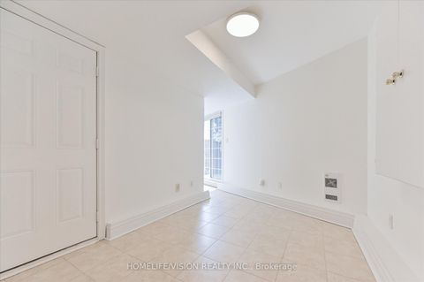 Photo 21 at 7 - 215 16TH Avenue, Langstaff, Richmond Hill