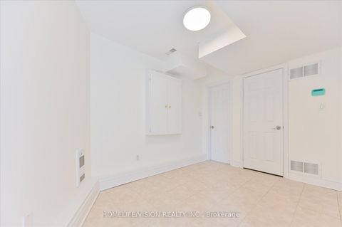 Photo 22 at 7 - 215 16TH Avenue, Langstaff, Richmond Hill