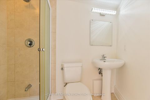 Photo 23 at 7 - 215 16TH Avenue, Langstaff, Richmond Hill
