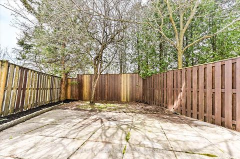 Photo 24 at 7 - 215 16TH Avenue, Langstaff, Richmond Hill