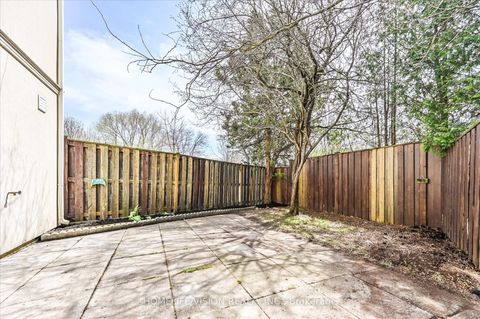 Photo 25 at 7 - 215 16TH Avenue, Langstaff, Richmond Hill