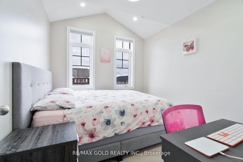 Photo 15 at 56 Snelgrove Crescent, West Bayfield, Barrie