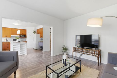 Photo 20 at 1086 Songbird Drive, Pinecrest, Oshawa