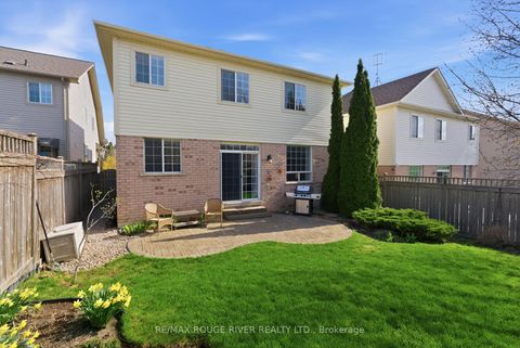 Photo 45 at 1086 Songbird Drive, Pinecrest, Oshawa