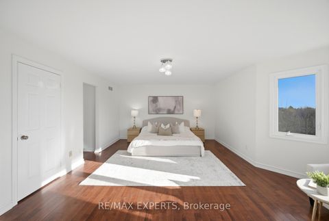 Photo 31 at 11 Horizon Court, Doncrest, Richmond Hill