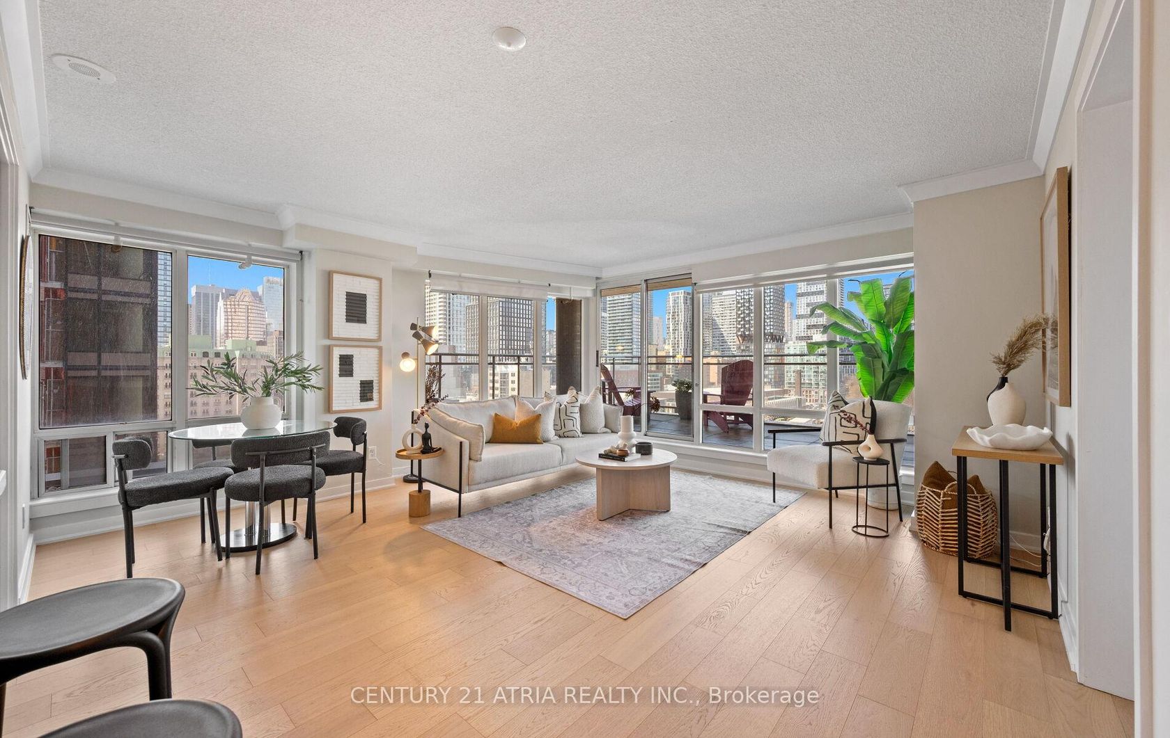 1005 - 255 Richmond Street E, Moss Park, Toronto photo number 2